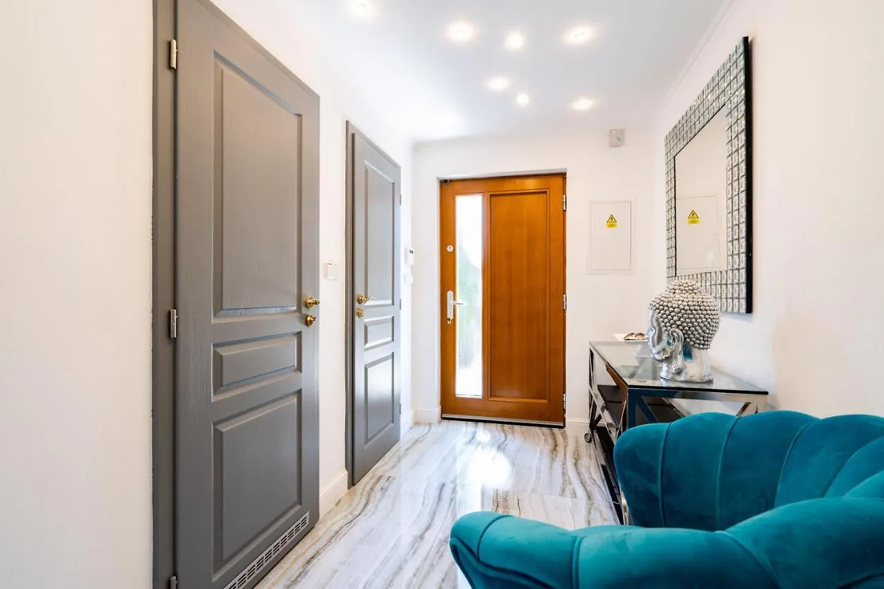 Serenity Prague Villa With Garden Jacuzzi