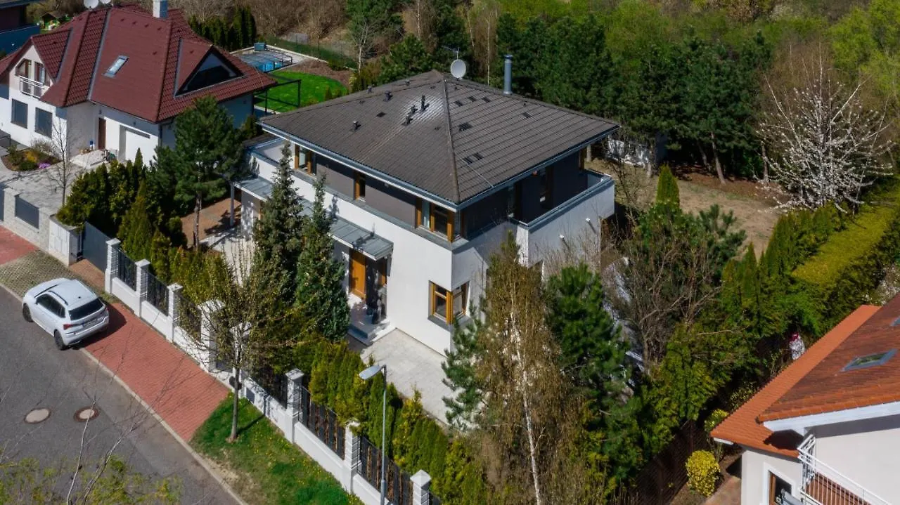Serenity Prague Villa With Garden Jacuzzi